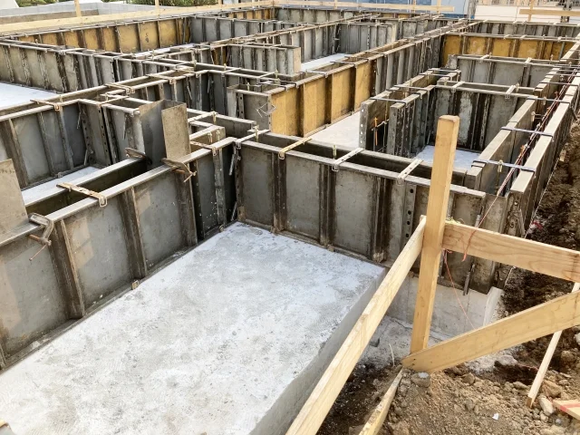 [正社員]土木工事関連 型枠大工（見習い可）