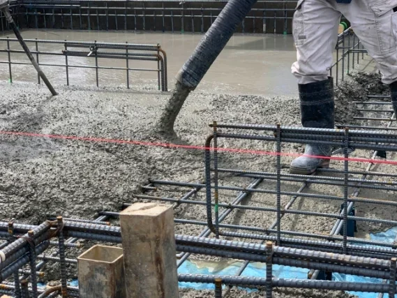 【正社員】一般土木作業員／【東京エリア】<CR>日給1.5万可！寮・週払い対応◎未経験歓迎